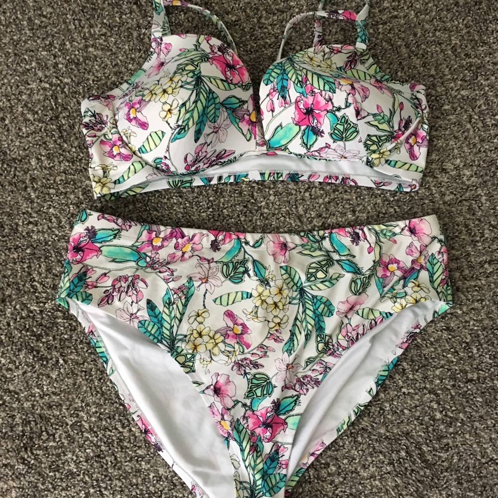Floral bikini set
